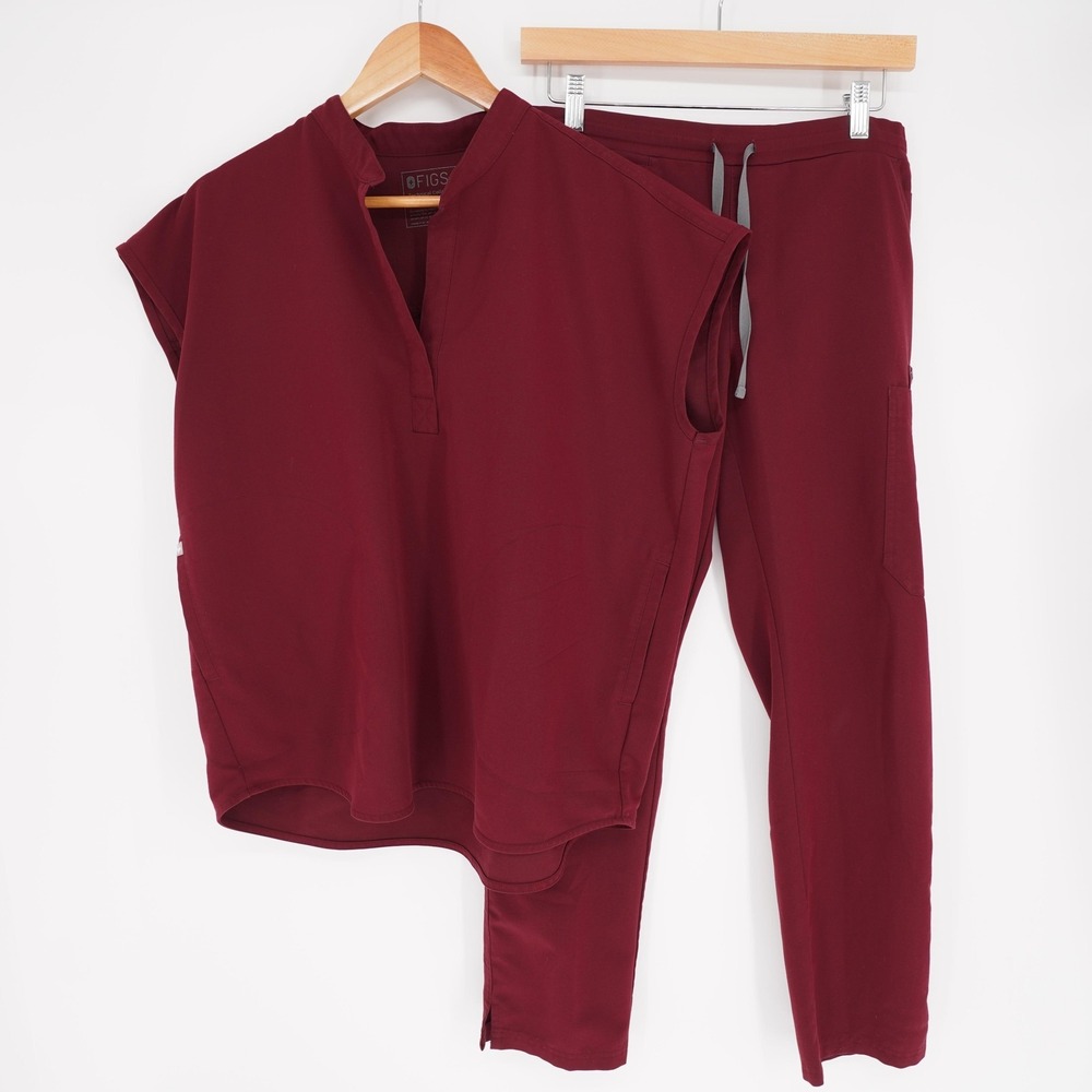 FIGS Scrub Set Mens Small  Red Technical Collection Stretch Medical Uniform